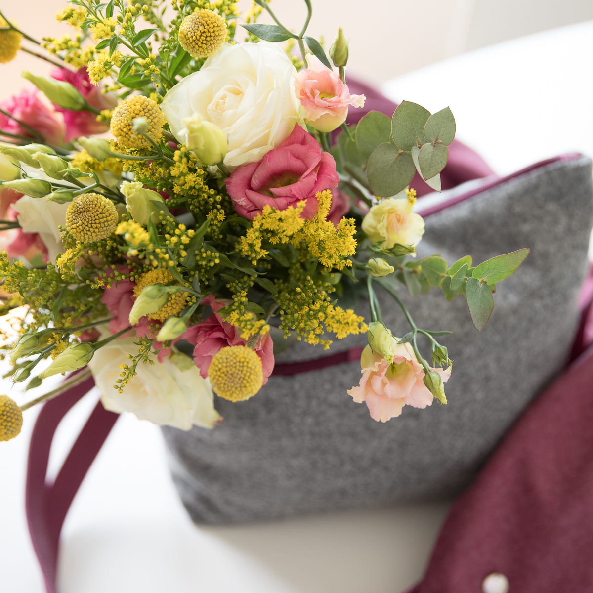 Blumen, Geschenke zum Muttertag, Tasche zum Umhängen, leichte Schultertasche, Loden